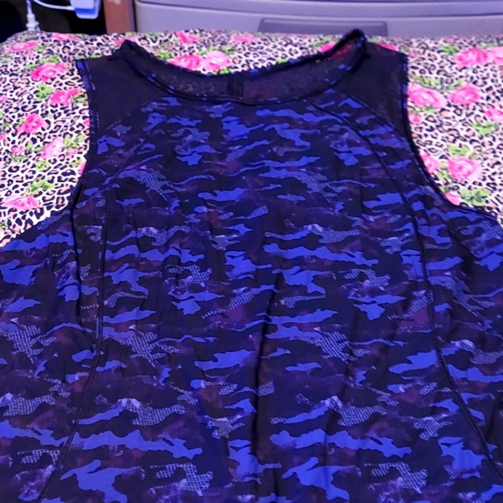 Lululemon came tank top